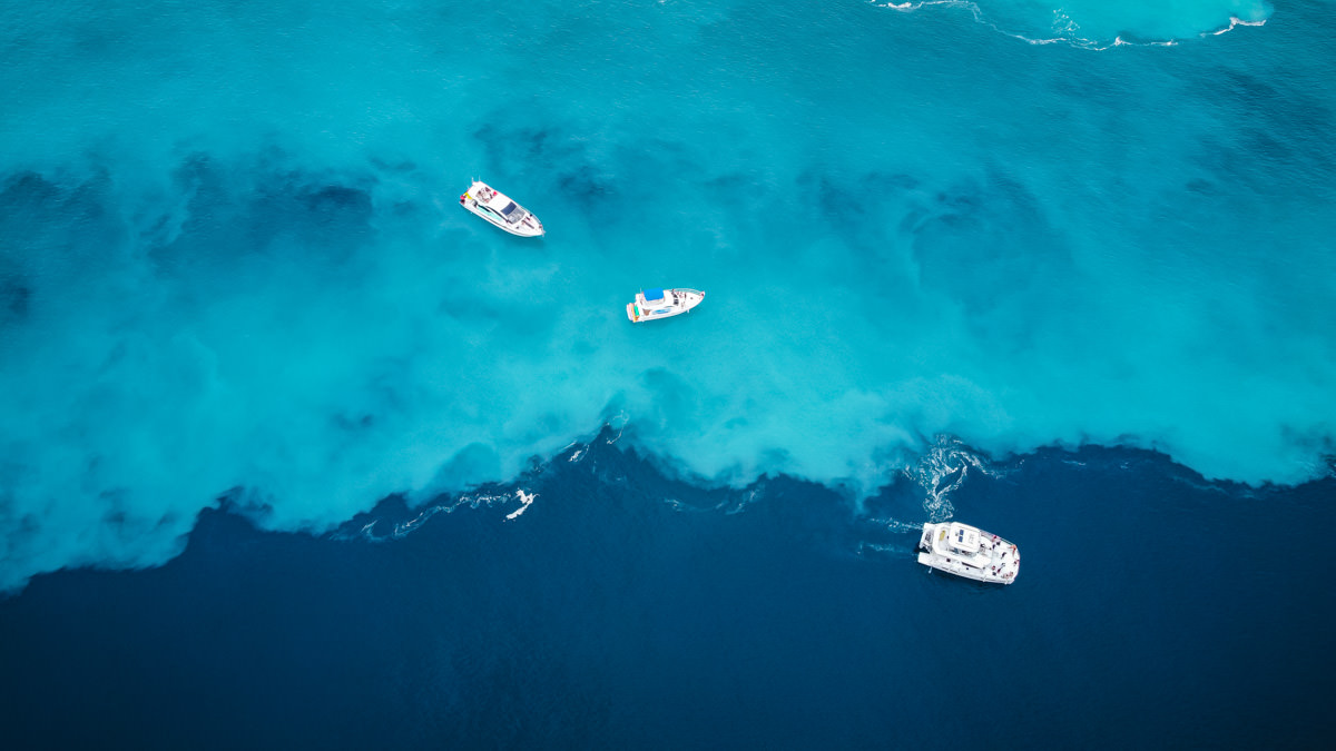 頭城 OA HOTEL | 宜蘭首家以年輕人為主題的海景飯店，步行就能衝浪、龜山島遊艇趴、賞鯨、海產一條街!