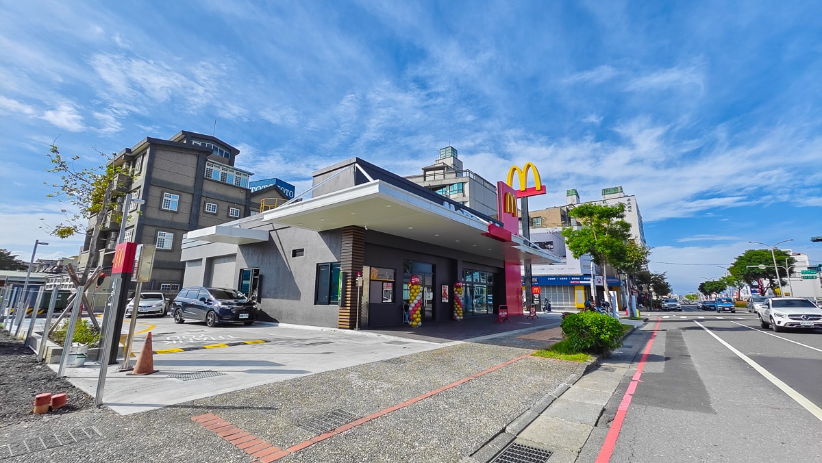 好消息麥當勞羅東光榮店開幕了有得來速! 壞消息沒有24小時營業 - 第2張圖